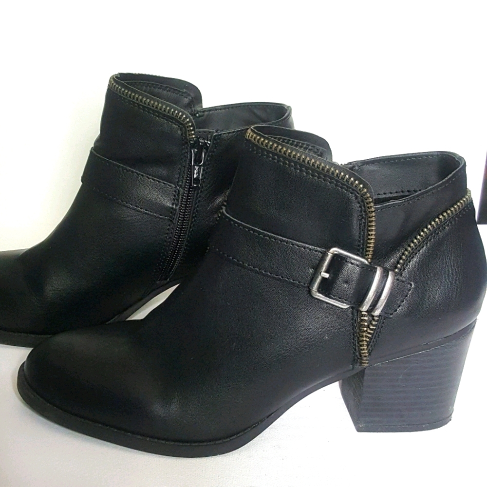 Women's boots